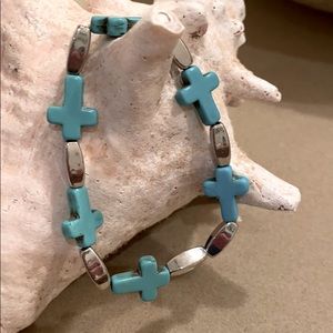 Cross bracelet in turquoise and silver
